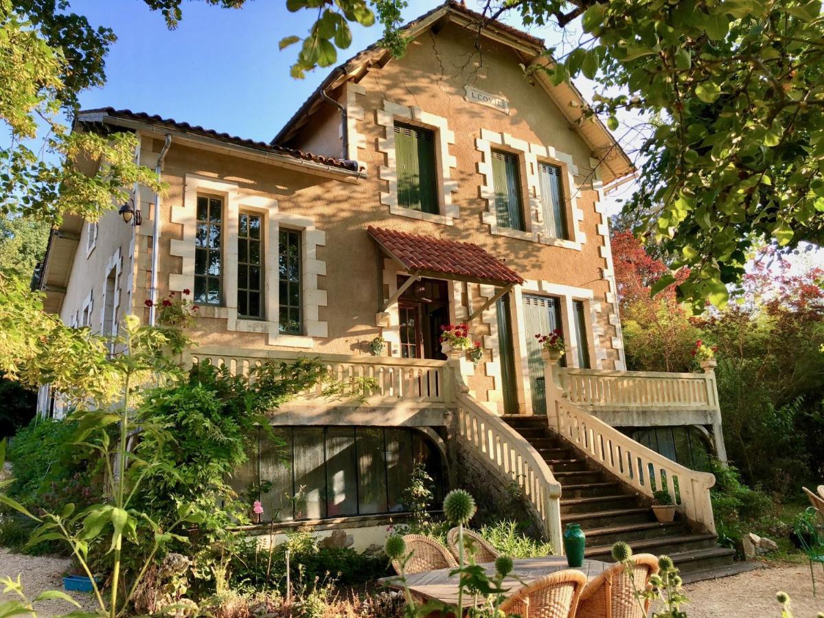 Villa Leovil Saint-Pompont Buitenkant foto
